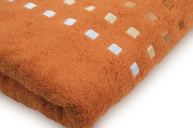 Ropa de hogar: Bordados de Brodats Balenyà Ropa de hogar: Bordados de Brodats Balenyà