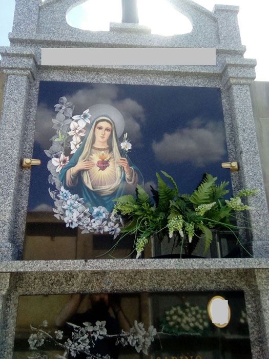 Arte funerario: Servicios de Extremeña del Granito Arte funerario: Servicios de Extremeña del Granito