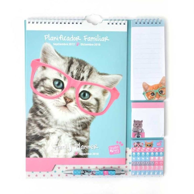 Calendario planificador familiar 2017/2018 Studio Pets Cat Camera Calendario planificador familiar 2017/2018 Studio Pets Cat Camera