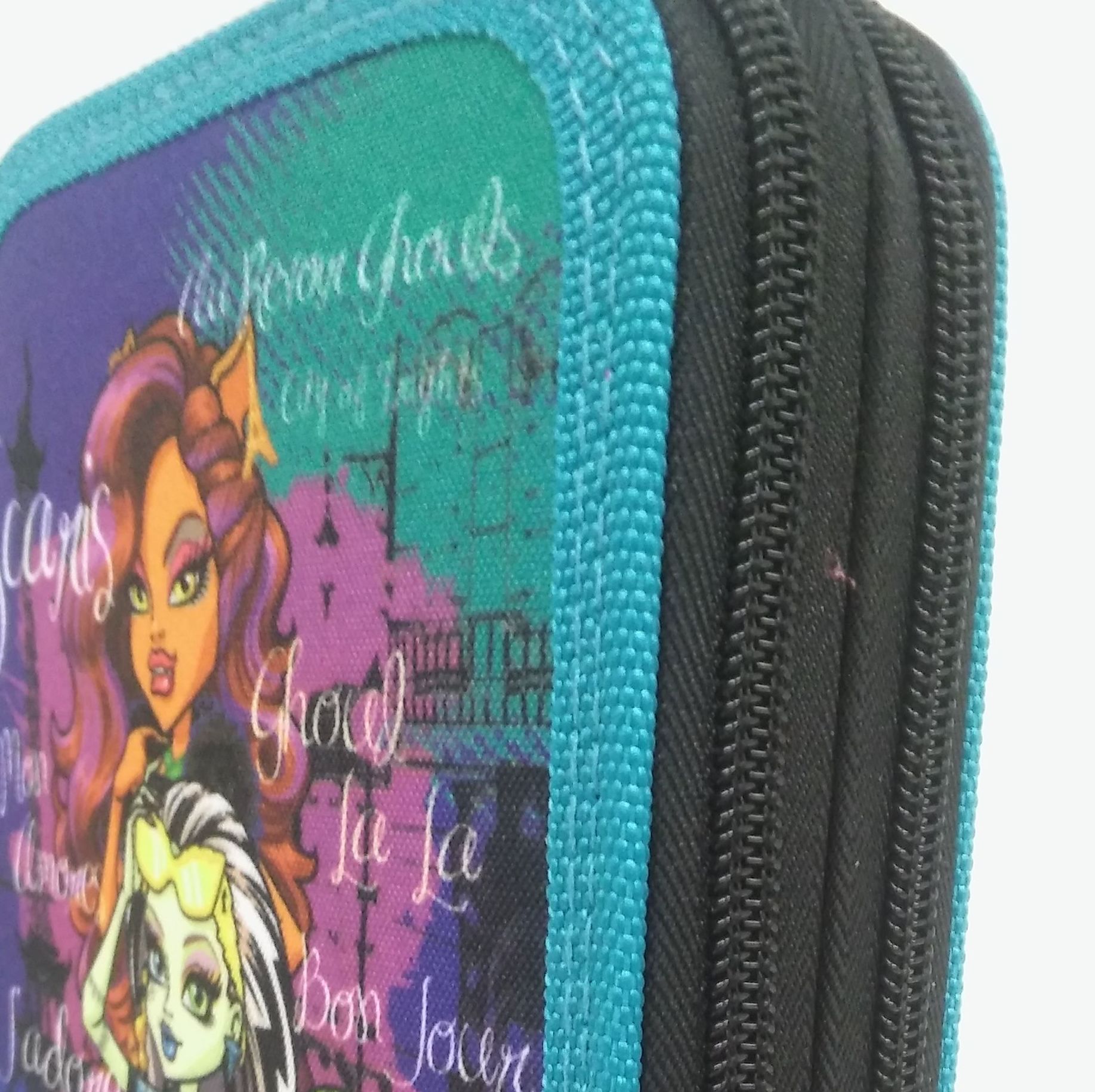 Estuche pinturas MONSTER HIHG Estuche pinturas MONSTER HIHG