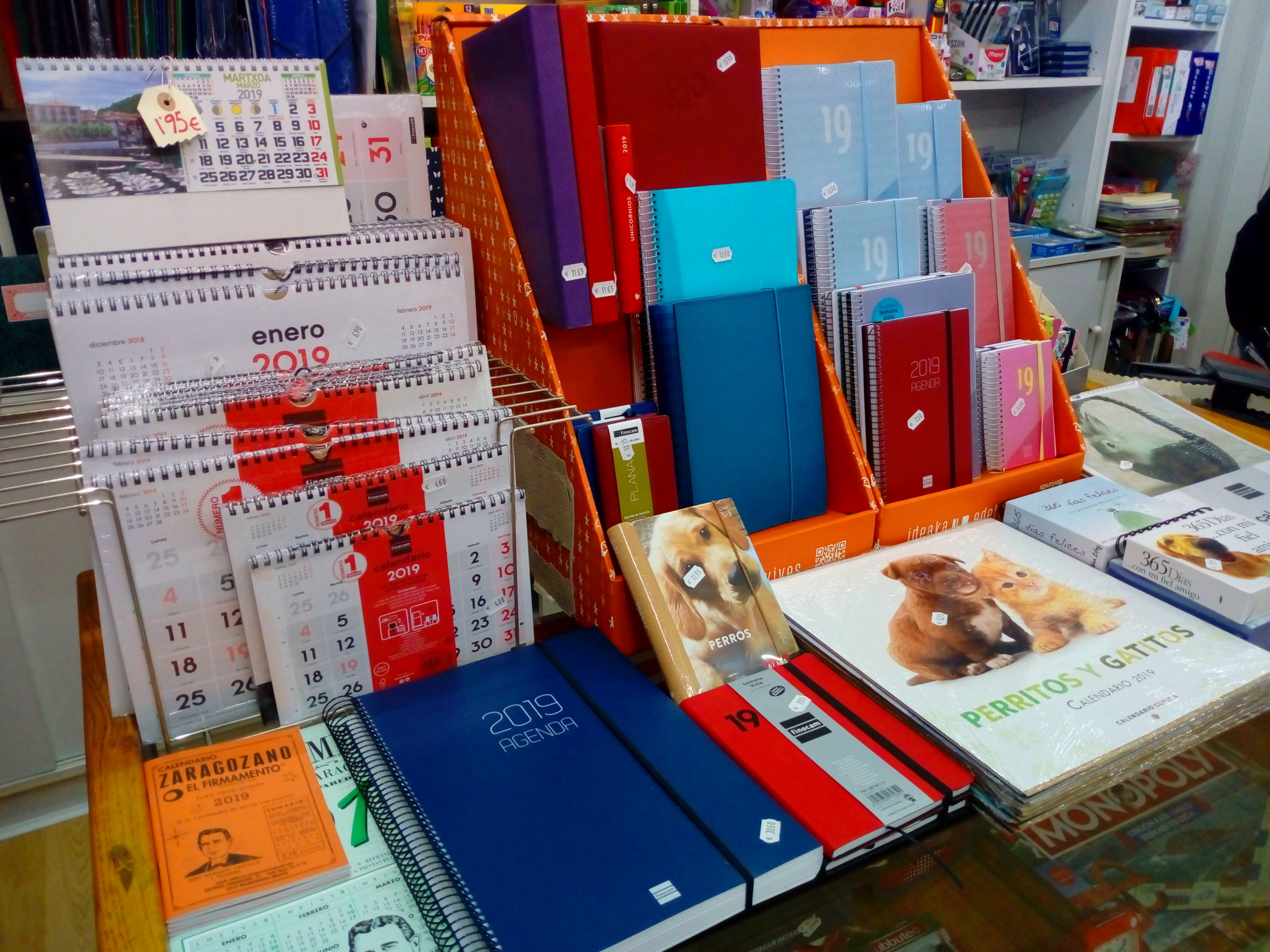 Agendas y calendarios 2019 Agendas y calendarios 2019
