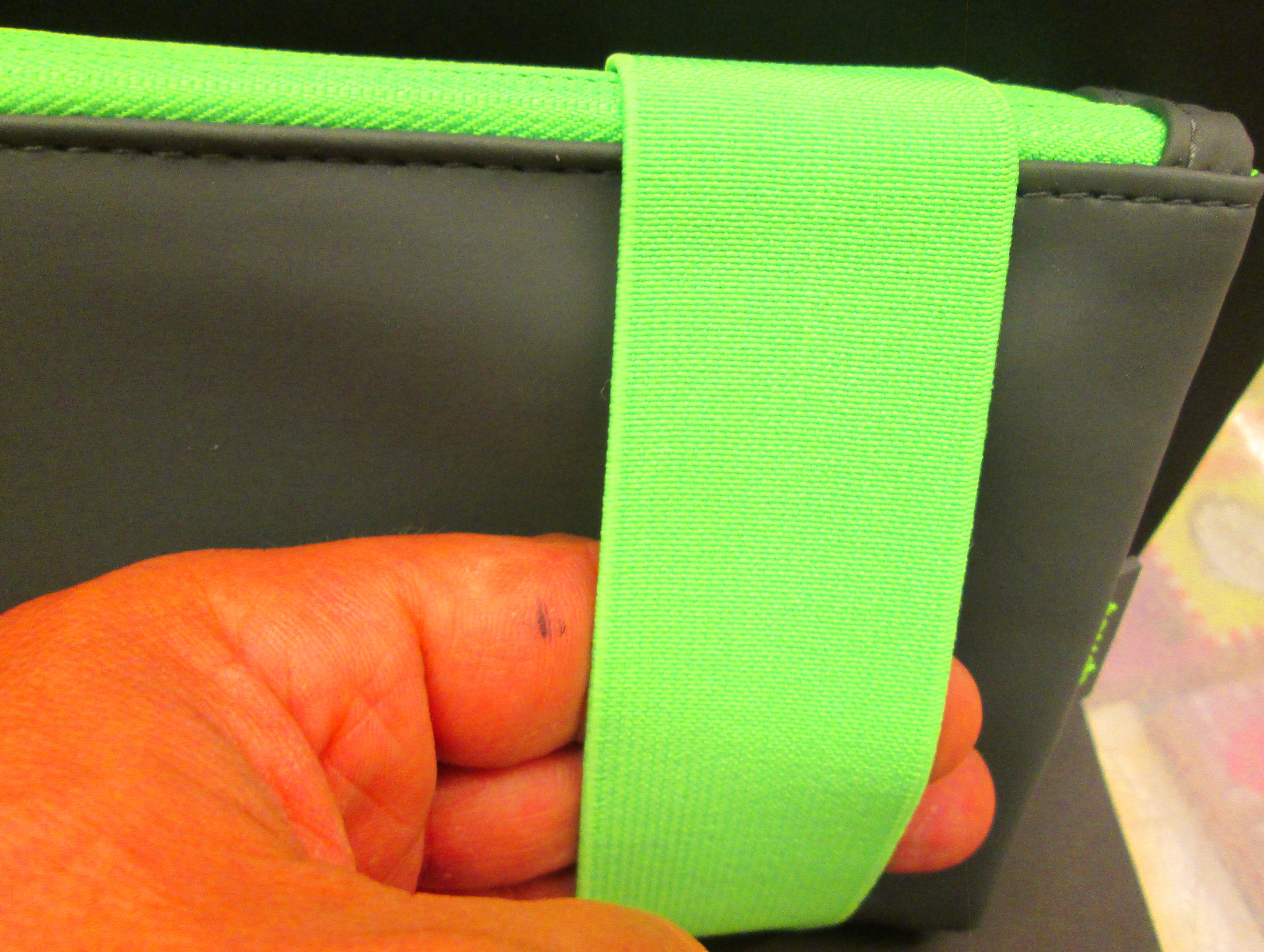 Portatodos seis compartimentos TOUCH FLUO VERDE Portatodos seis compartimentos TOUCH FLUO VERDE