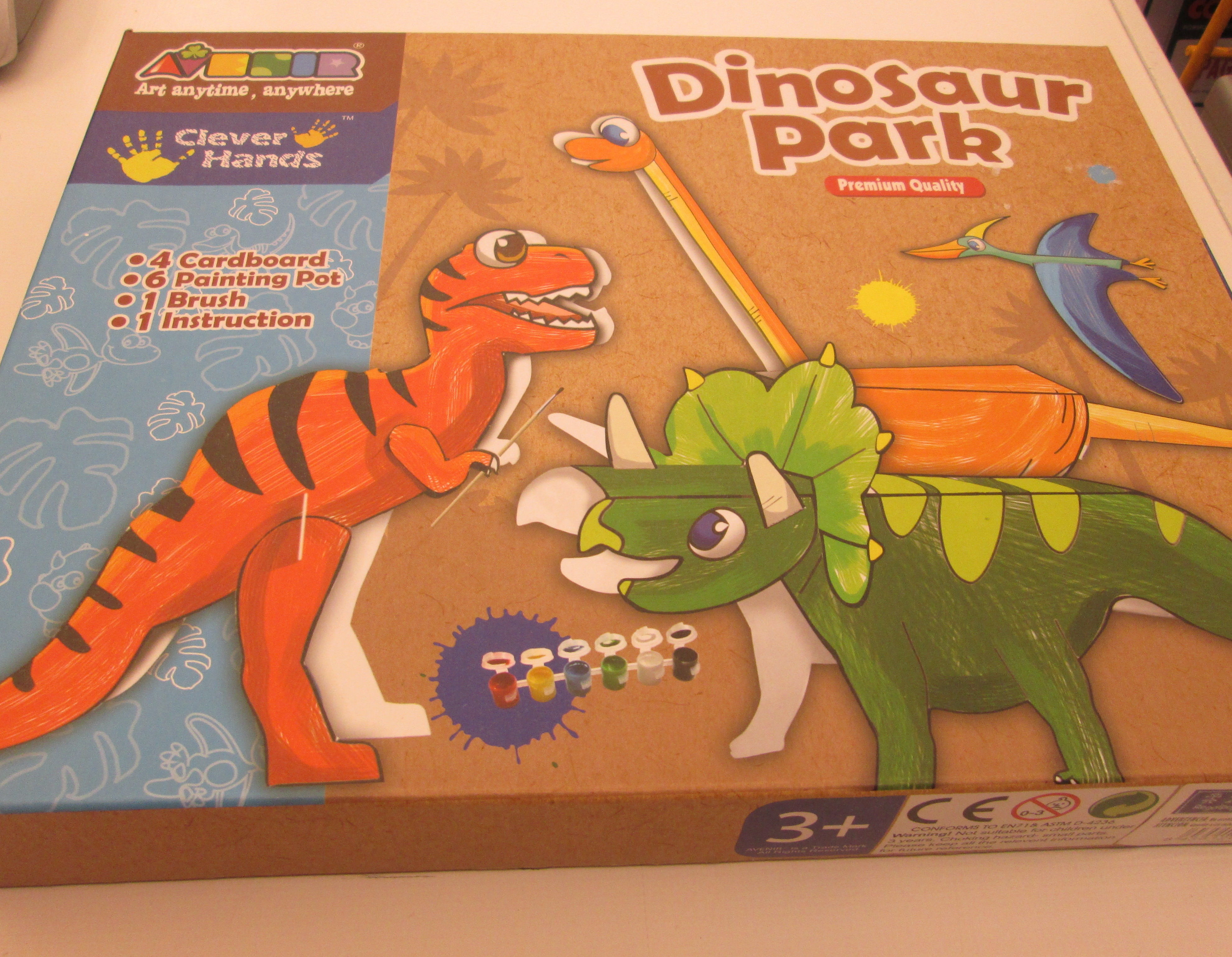 Hazlo tu mismo. Dinosaurios Hazlo tu mismo. Dinosaurios