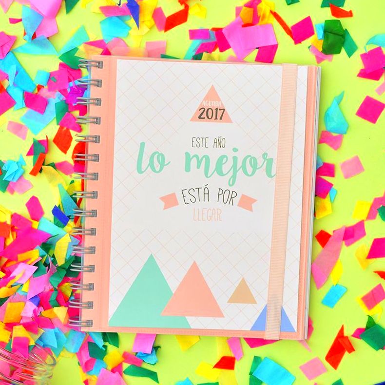Agenda 2017. 155x190 mm 2017 Semana vista Amelie. Agenda 2017. 155x190 mm 2017 Semana vista Amelie.
