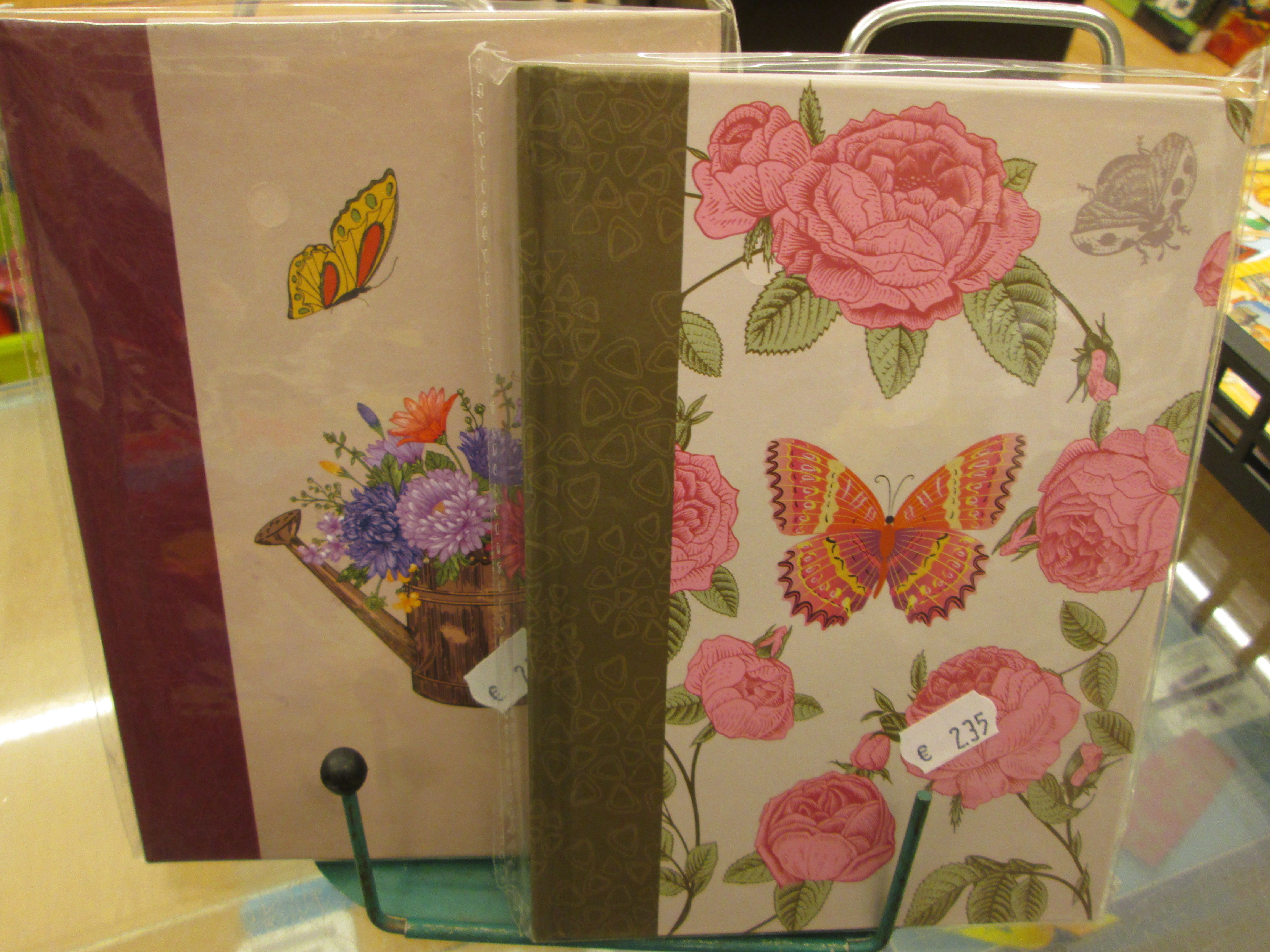 LIBRETA PASTA DURA MEDIANA DECORADA LIBRETA PASTA DURA MEDIANA DECORADA