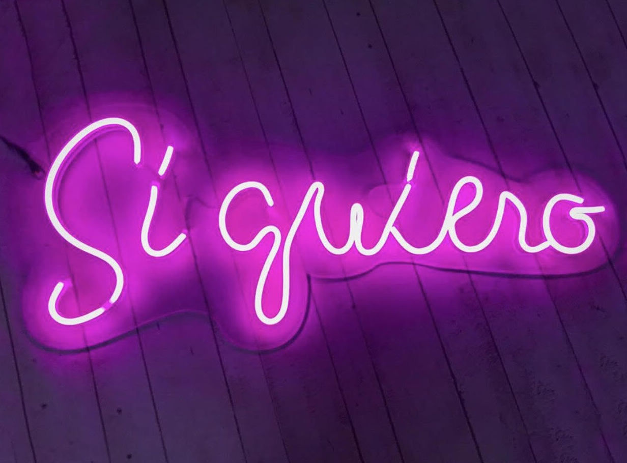 Neón Si Quiero: Decoración de eventos de DeMadera Chic Neón Si Quiero: Decoración de eventos de DeMadera Chic