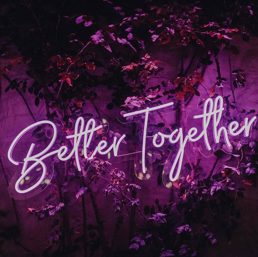 Alquiler de letras y piezas luminosas para eventos: Decoración de eventos de DeMadera Chic Alquiler de letras y piezas luminosas para eventos: Decoración de eventos de DeMadera Chic