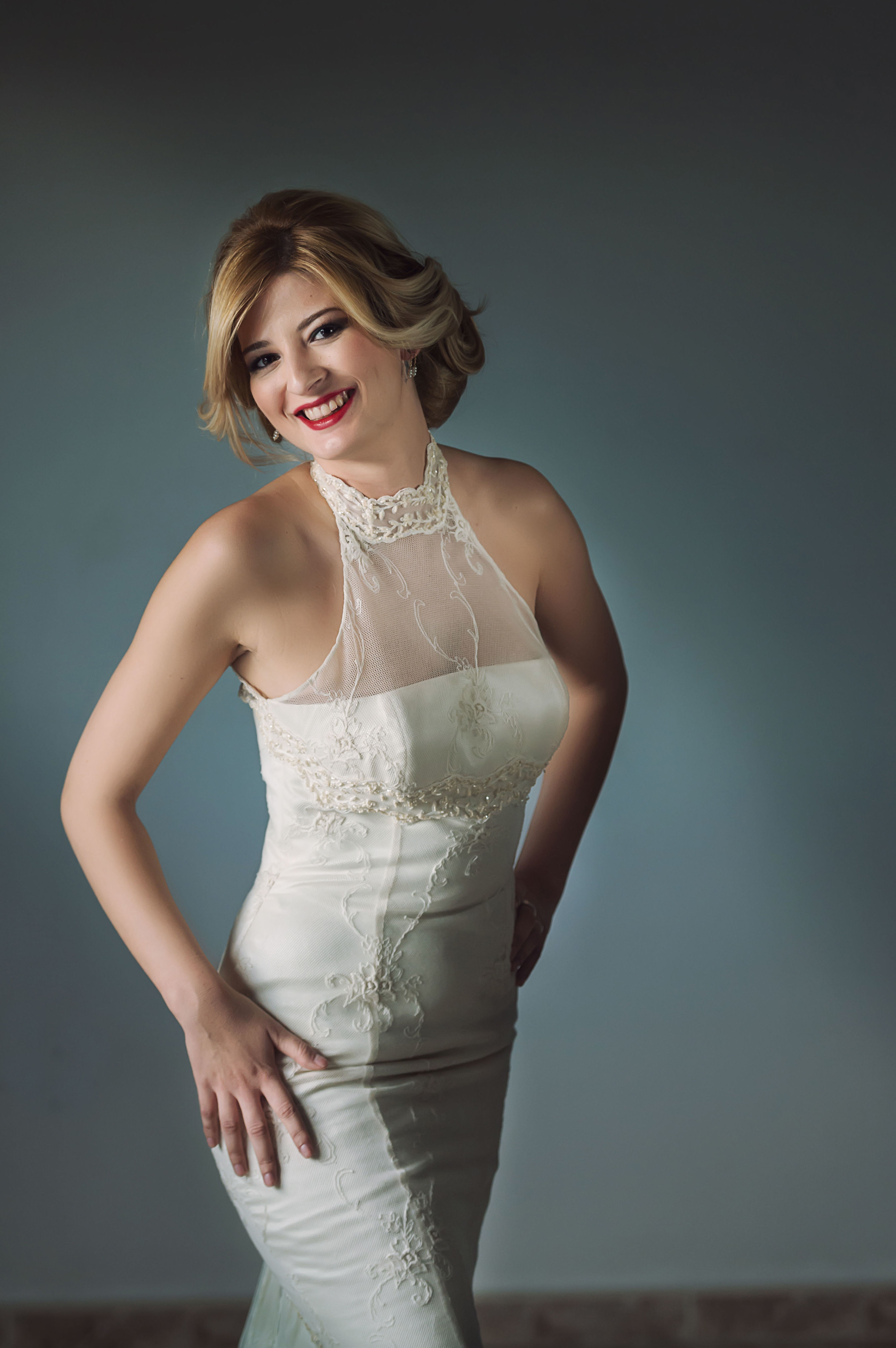 Novia: Catálogo de ATELIER YOLANDA NOVIAS Novia: Catálogo de ATELIER YOLANDA NOVIAS