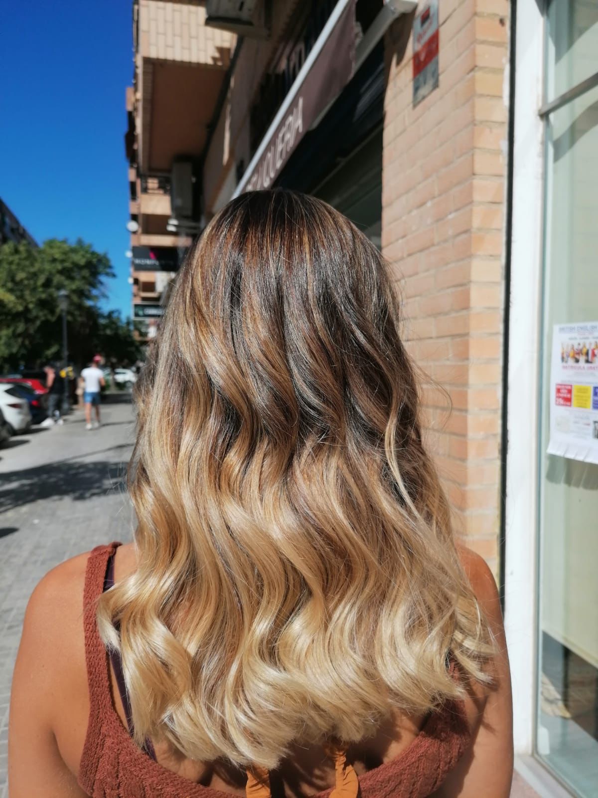 Mechas Balayage: Catálogo de Teresa Caballer Biopeluquería Mechas Balayage: Catálogo de Teresa Caballer Biopeluquería