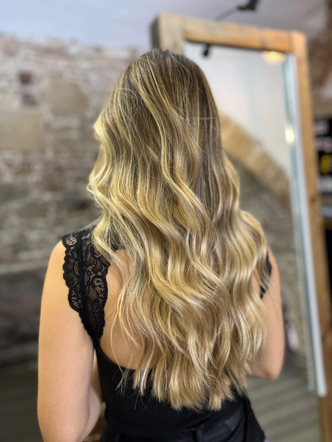 Mechas Balayage: Catálogo de Teresa Caballer Biopeluquería Mechas Balayage: Catálogo de Teresa Caballer Biopeluquería