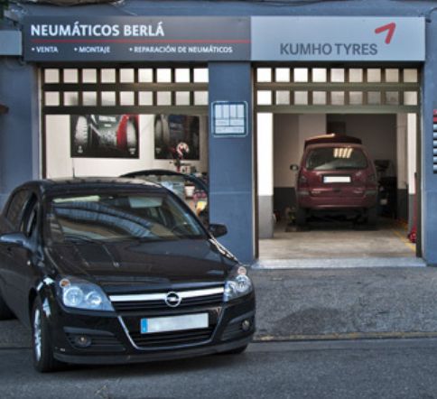 Venta de neumáticos: Servicios of Neumáticos Berlá Venta de neumáticos: Servicios of Neumáticos Berlá