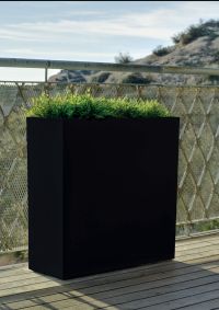Jardinera Muro: ¿Qué hacemos? de Ches Pa, S.L. Jardinera Muro: ¿Qué hacemos? de Ches Pa, S.L.