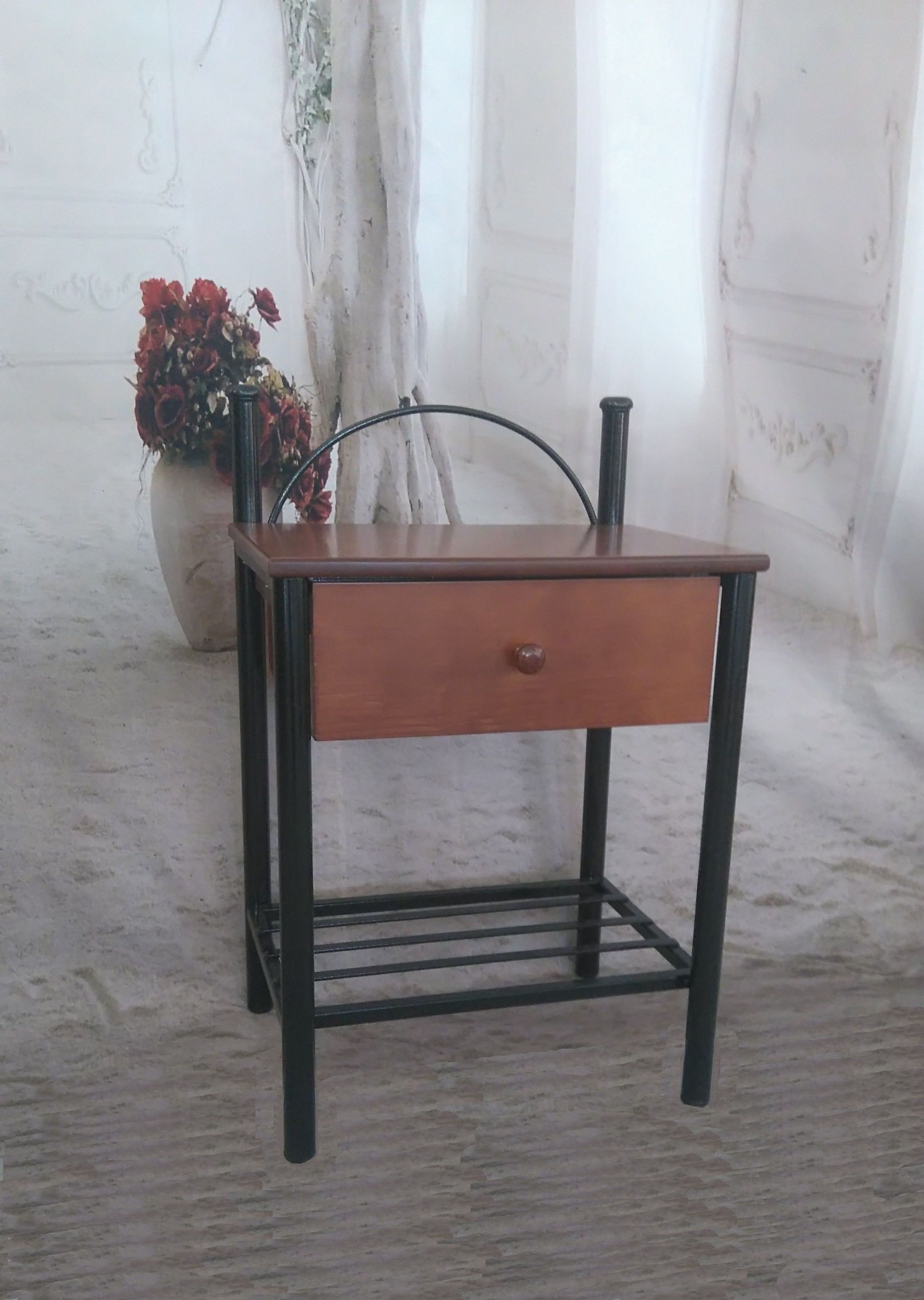 Mesita Cuenca: Catálogo de muebles de forja de Forja Manuel Jiménez Mesita Cuenca: Catálogo de muebles de forja de Forja Manuel Jiménez