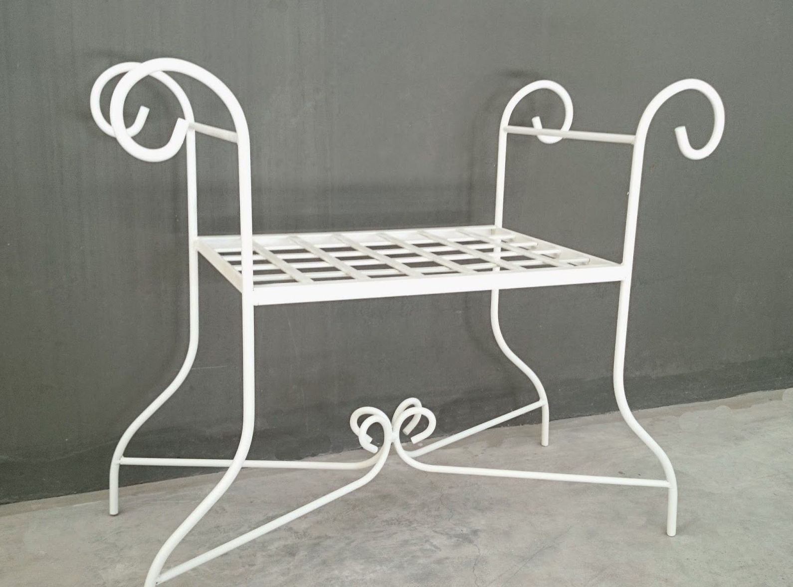 Banqueta Coruña: Catálogo de muebles de forja de Forja Manuel Jiménez Banqueta Coruña: Catálogo de muebles de forja de Forja Manuel Jiménez