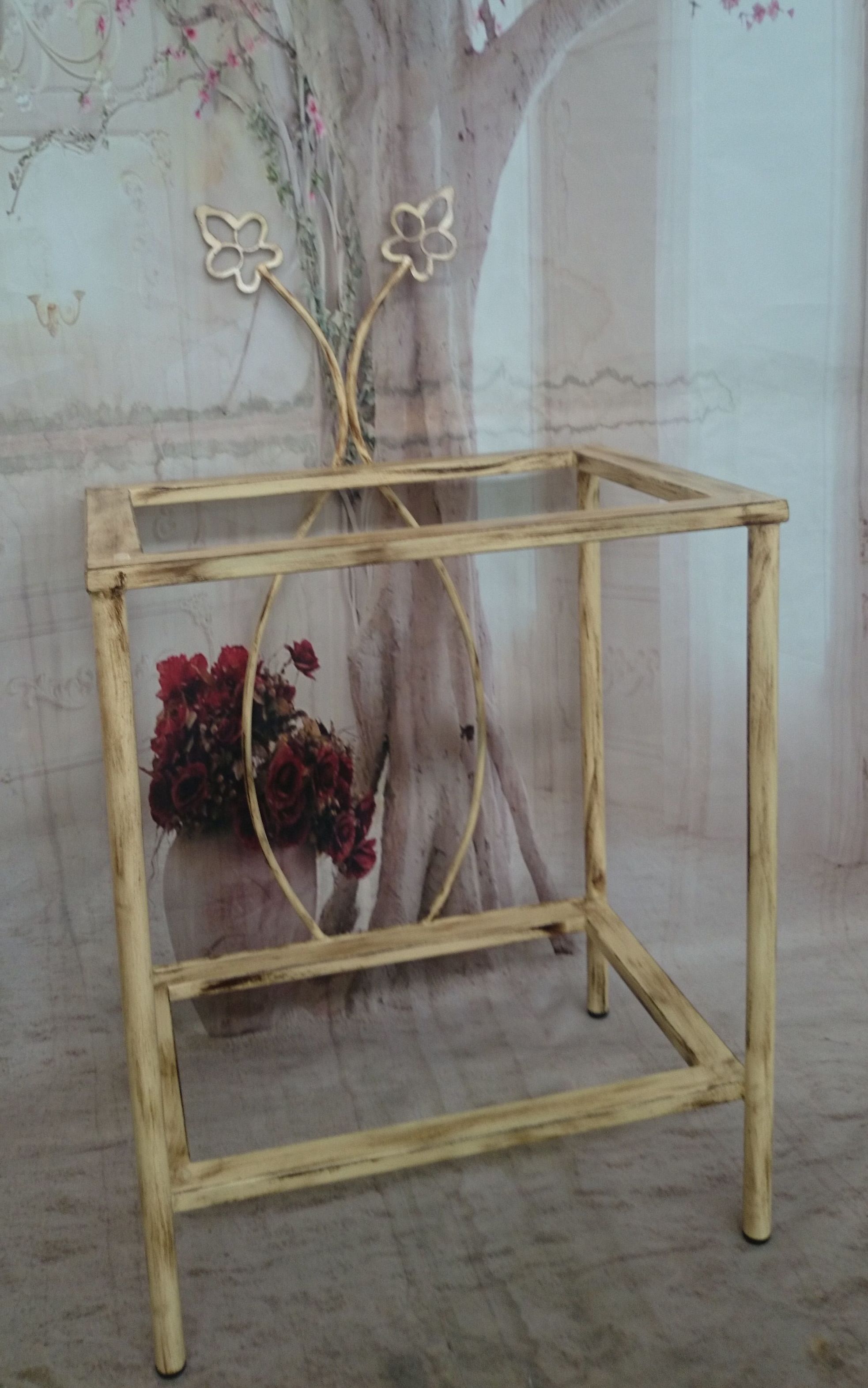 Mesita París: Catálogo de muebles de forja de Forja Manuel Jiménez Mesita París: Catálogo de muebles de forja de Forja Manuel Jiménez