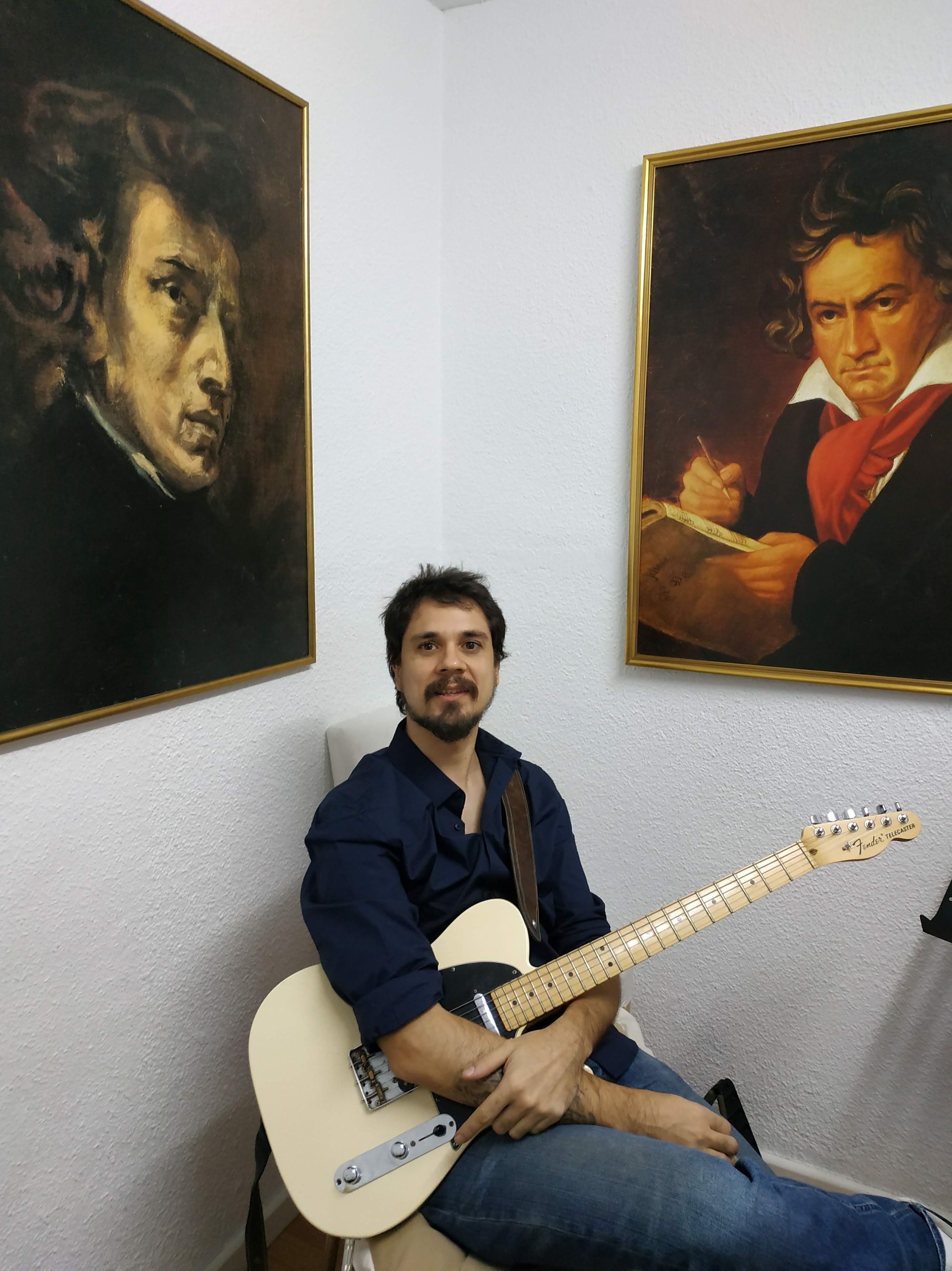 PROFESORES: Profesores de Escuela de música Fama PROFESORES: Profesores de Escuela de música Fama