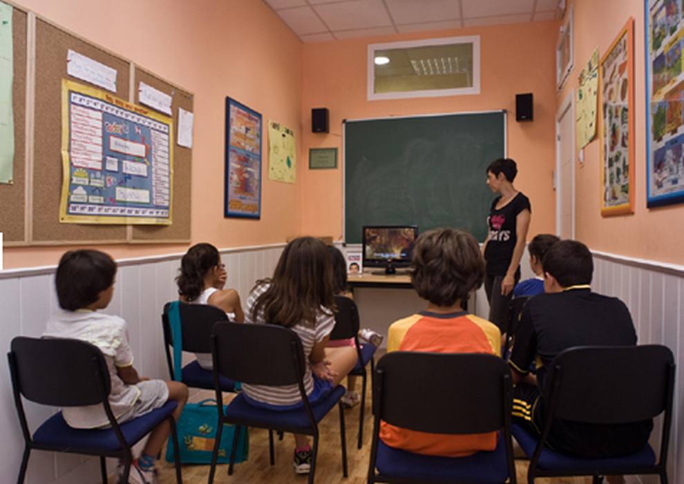 Cursos para niños y jóvenes: Catálogo de Piccadilly Idiomas Cursos para niños y jóvenes: Catálogo de Piccadilly Idiomas