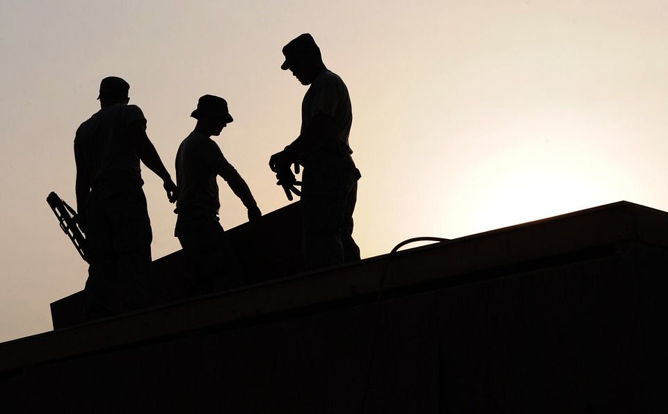 Construcción: Servicios de Oficina Valencia Seguros Larrea Construcción: Servicios de Oficina Valencia Seguros Larrea