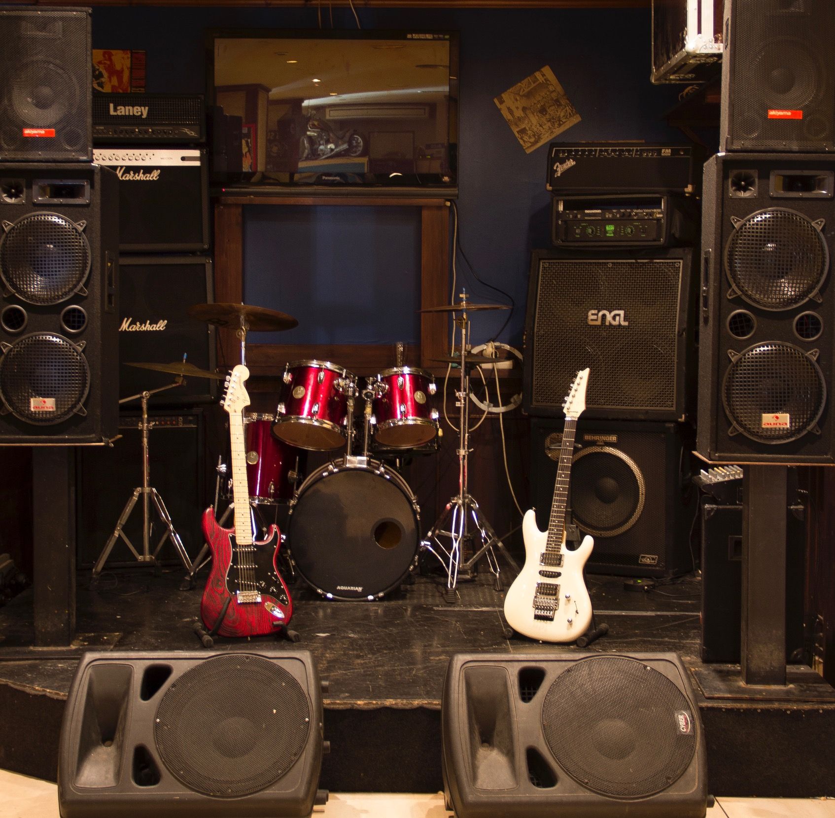 Clases de música: Servicios de Locales de Ensayo Clases de música: Servicios de Locales de Ensayo