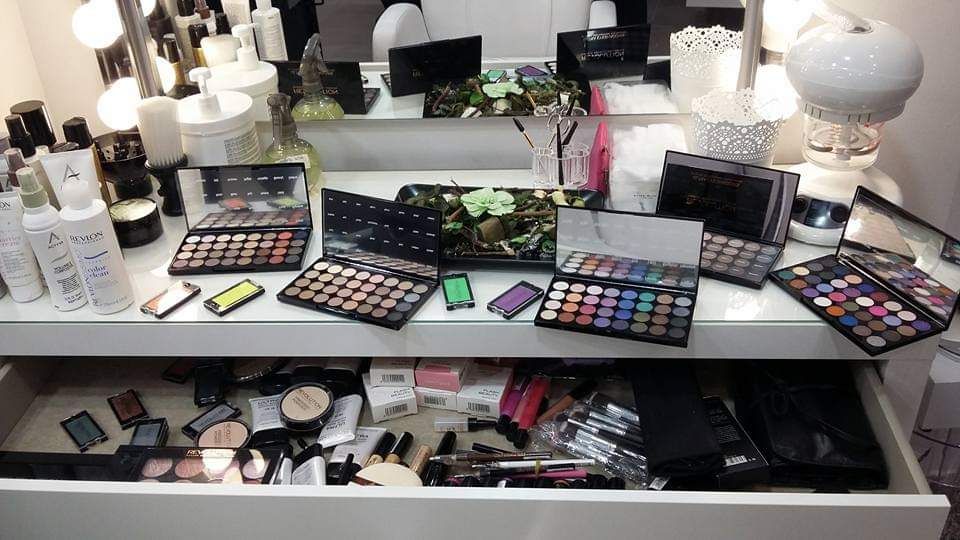 Maquillaje: Servicios de Pretty Women Maquillaje: Servicios de Pretty Women