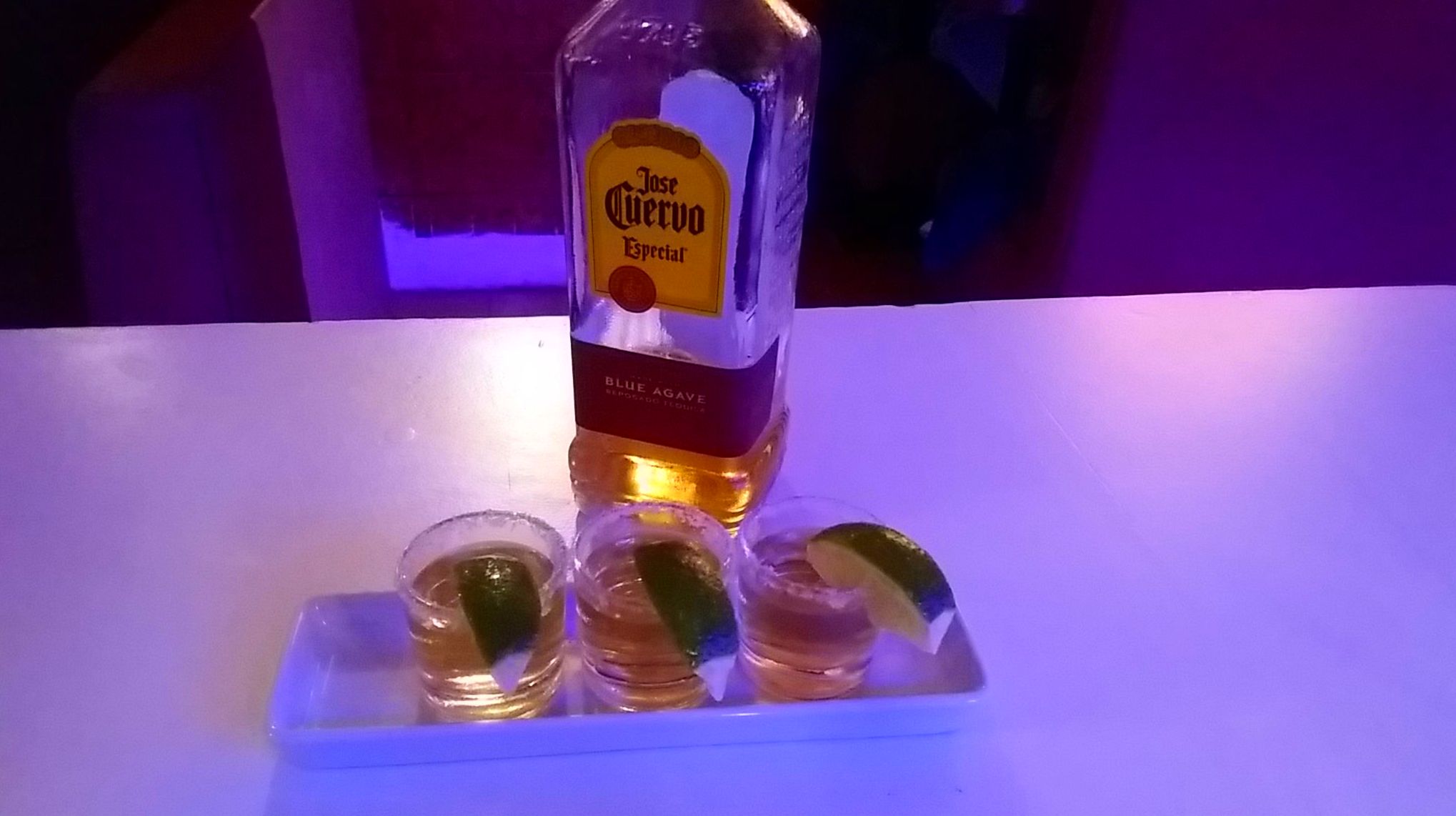 Chupitos y Gin Tonics: Nuestro Pub de Casablanca Pub Chupitos y Gin Tonics: Nuestro Pub de Casablanca Pub