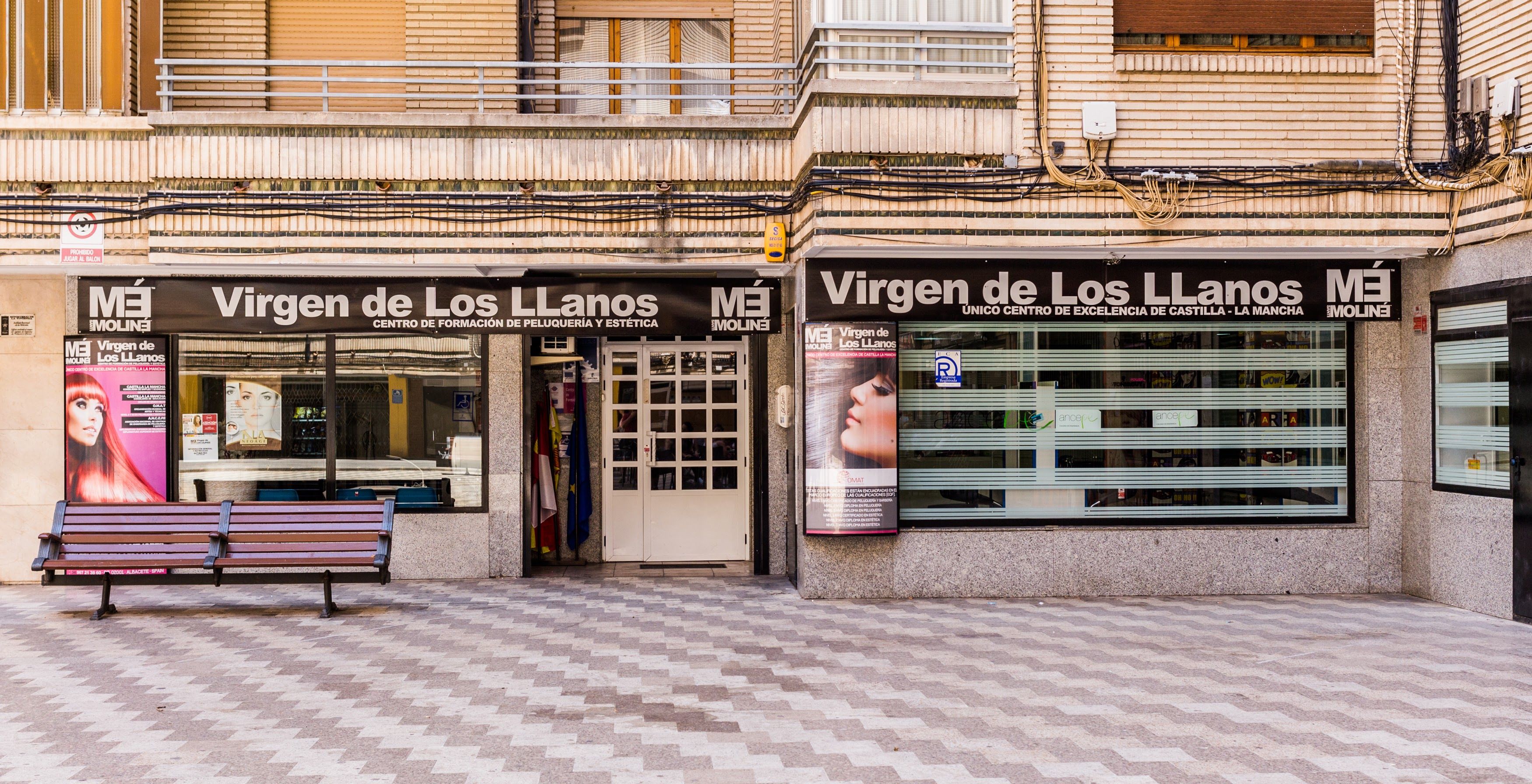 Foto 3 de Academia de peluquería y estética en Albacete | Centro de formación Virgen de los Llanos- Moliné