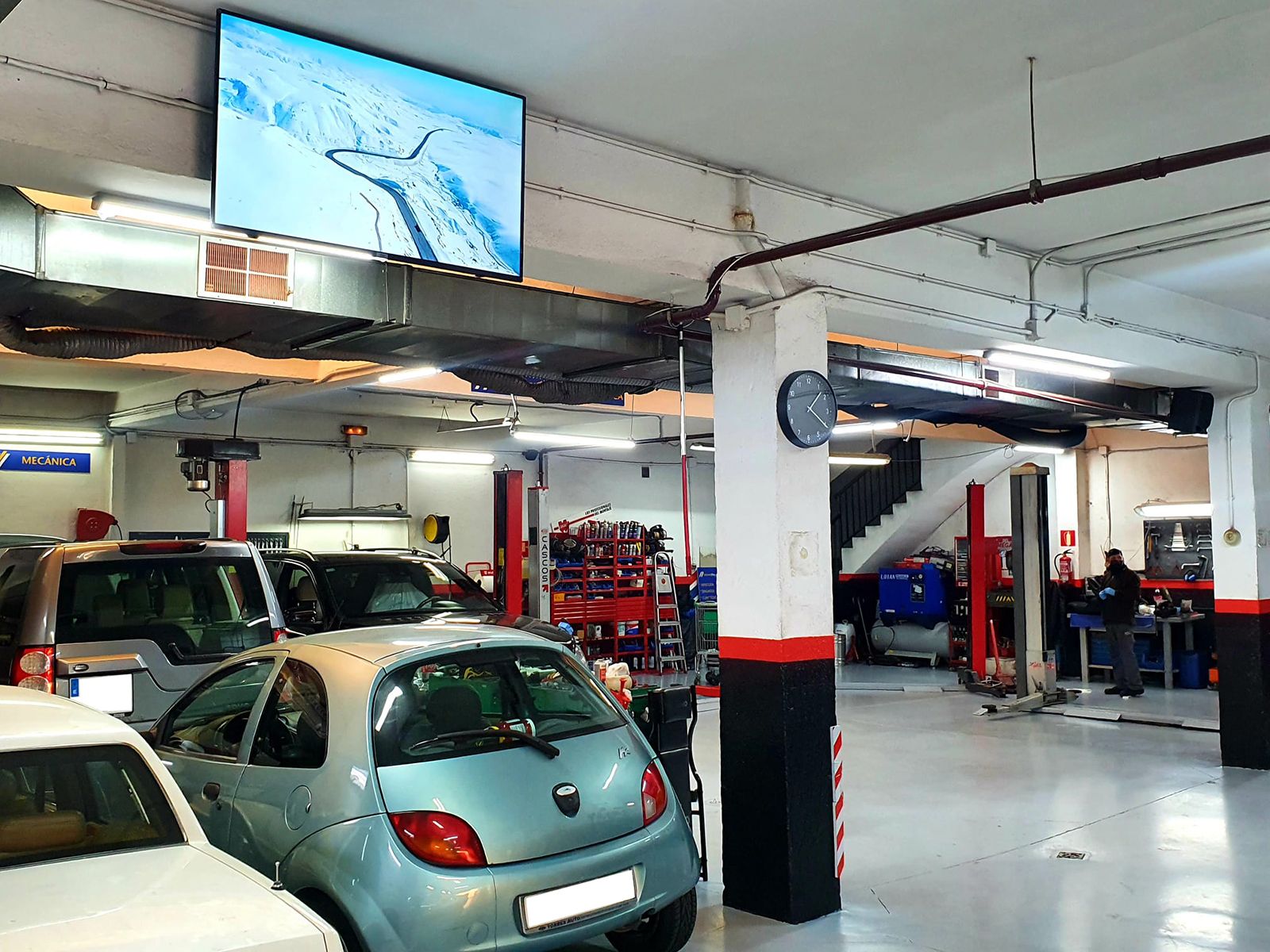 Reparación y rehabilitación de coches antiguos en Madrid