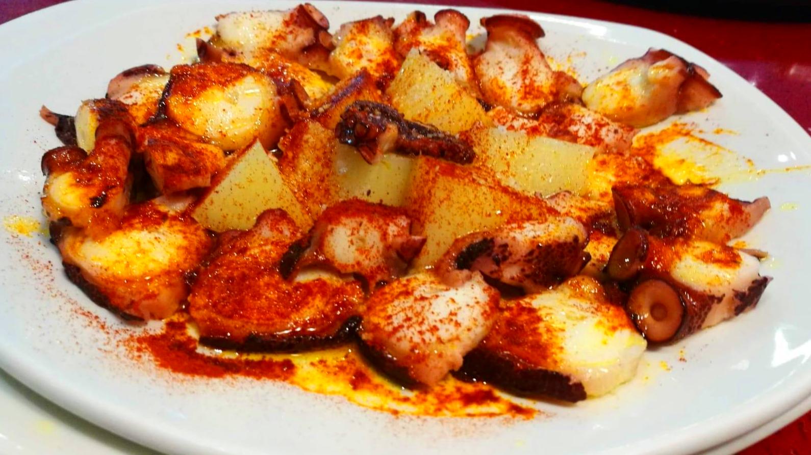 Pulpo ala gallega: Carta de Bar Restaurante Doña Elena Pulpo ala gallega: Carta de Bar Restaurante Doña Elena