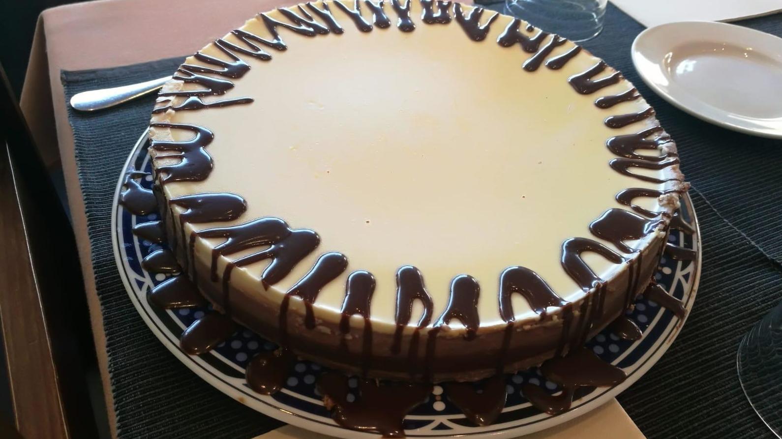 postres y copas en las tablas postres y copas en las tablas