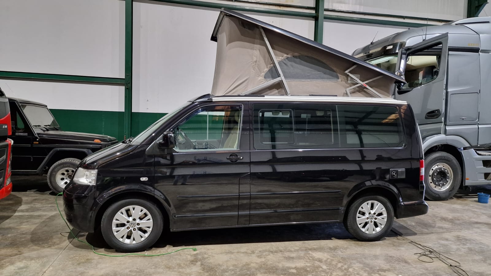 VW TRANSPORTER CALIFORNIA 2.5 TDi:  de Talleres Joaquín López, S.L.