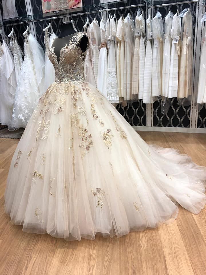 Trajes de novia: Ceremonia y comunión de Eros Ceremonia & Comunión Trajes de novia: Ceremonia y comunión de Eros Ceremonia & Comunión