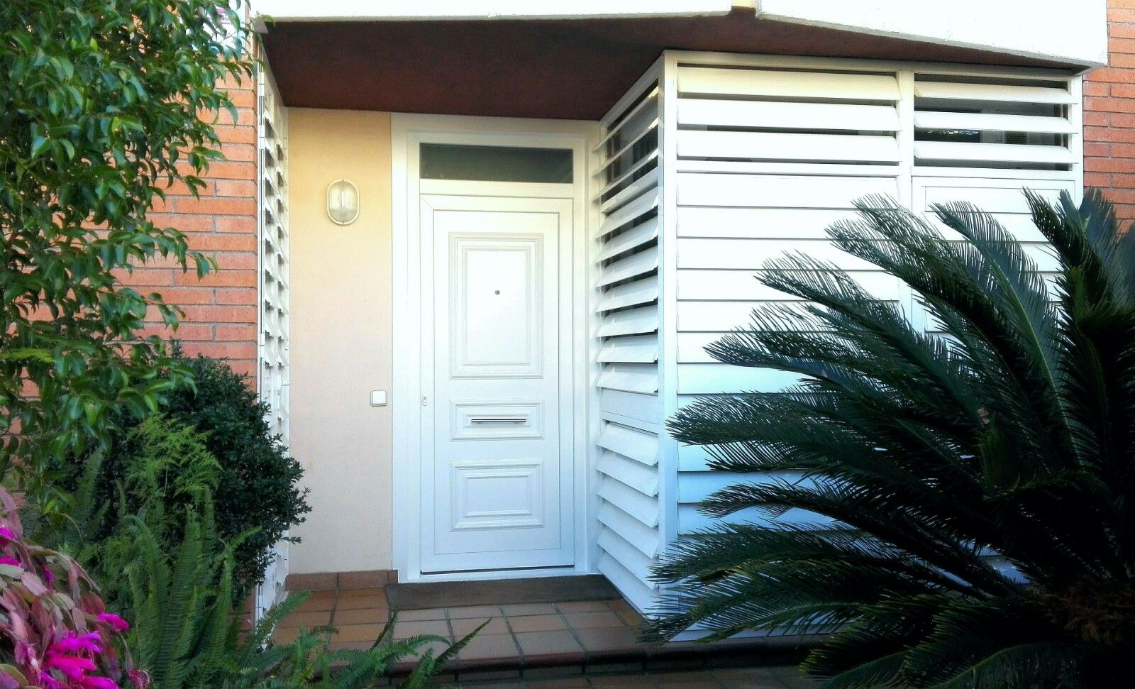 Puertas de entrada: Servicios de Disseny Amb Vidre Puertas de entrada: Servicios de Disseny Amb Vidre