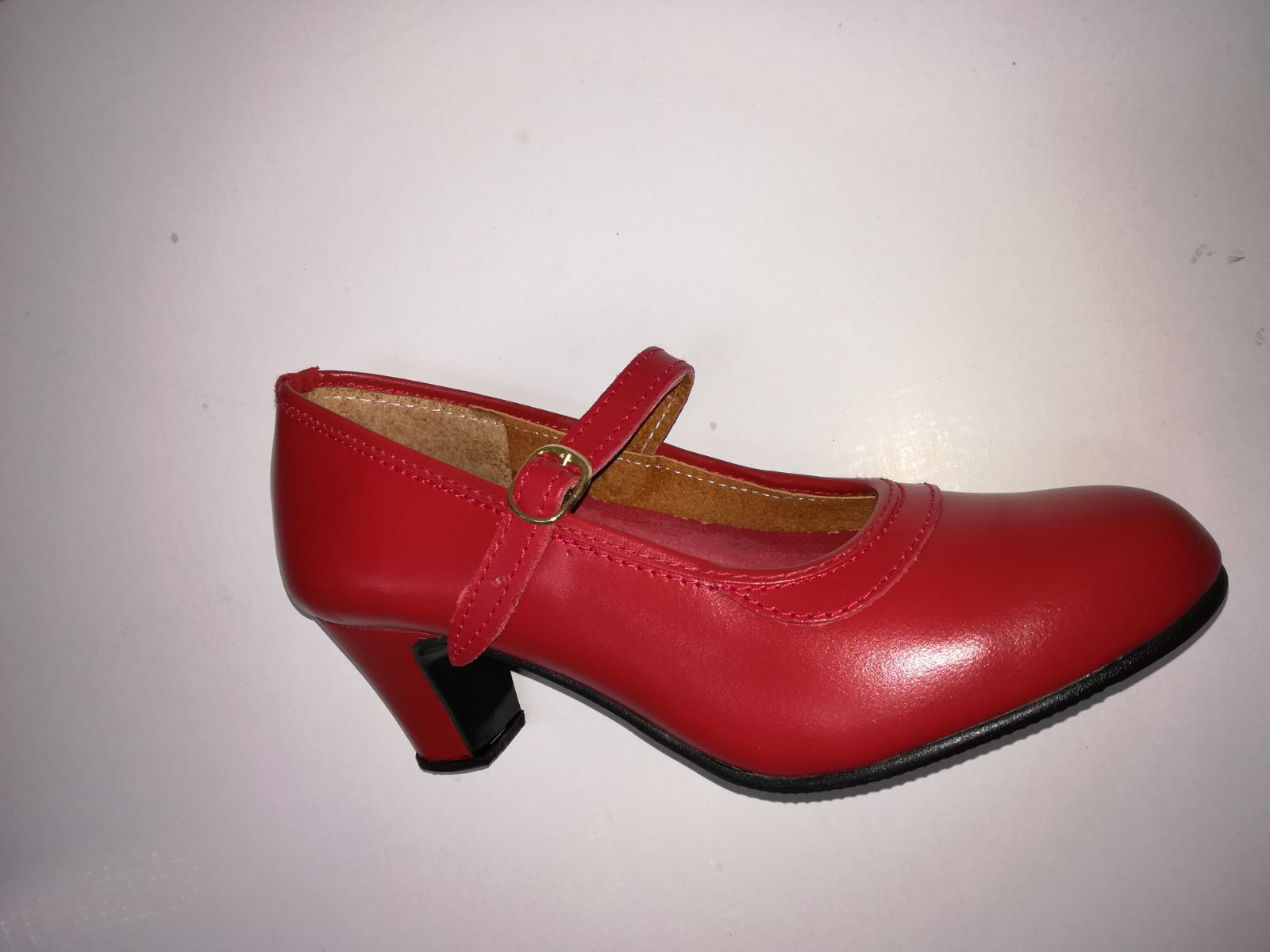 Zapato rojo piel: Productos de Calzados Malaca Zapato rojo piel: Productos de Calzados Malaca