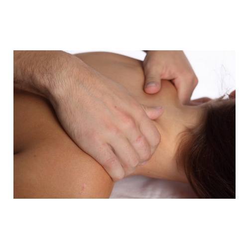Técnicas manuales de masaje: Tratamientos y tarifas de Centro de Fisioterapia La Zarzuela }}
