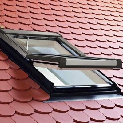 Ventanas de tejado: Productos y servicios de AUTOPUERTAS FUENGIROLA Ventanas de tejado: Productos y servicios de AUTOPUERTAS FUENGIROLA