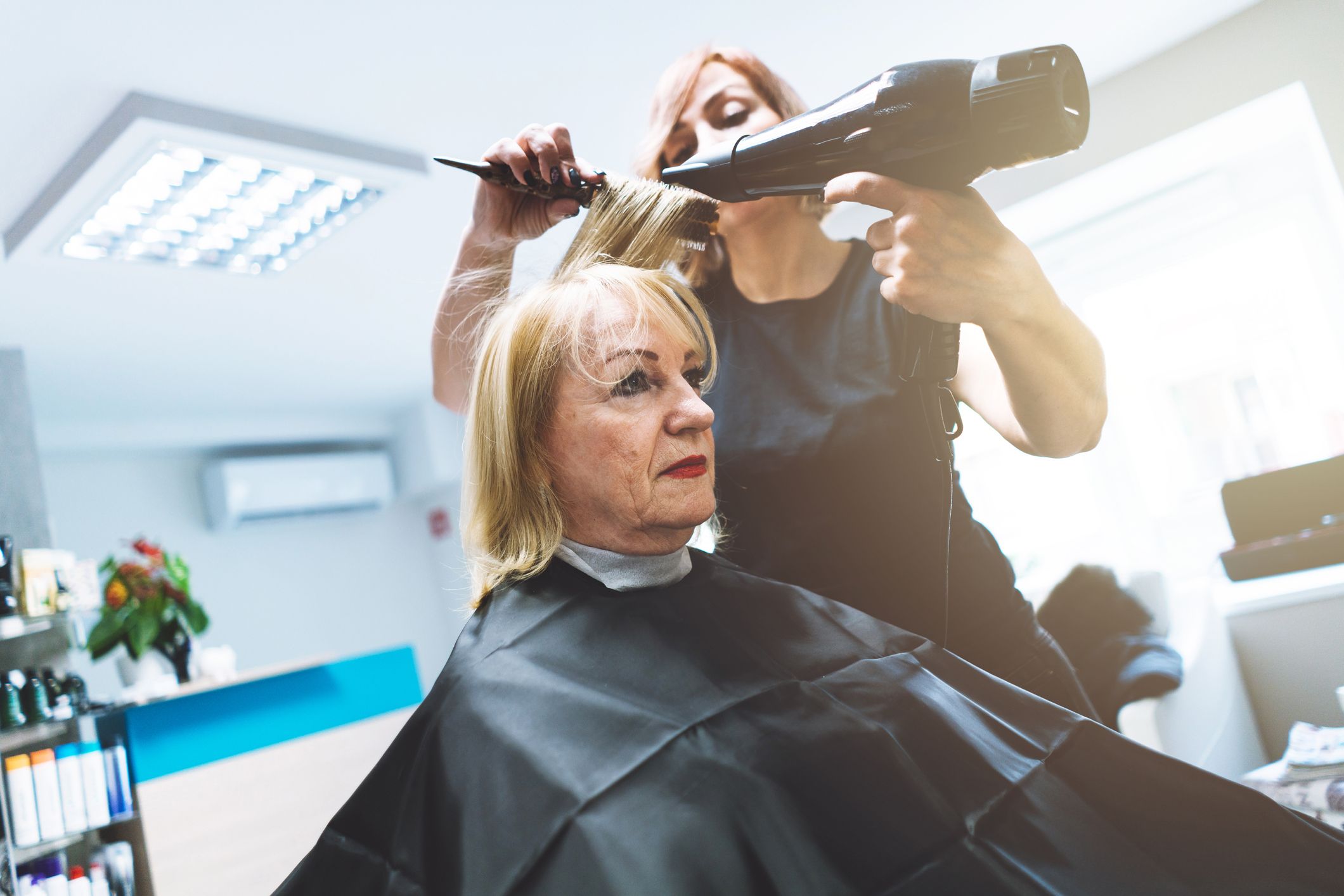 Corte para mujeres: Servicios de Tema Peluquerías Corte para mujeres: Servicios de Tema Peluquerías