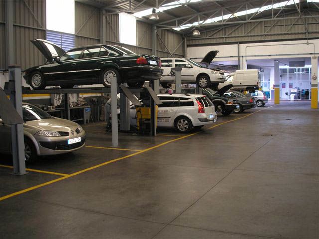 Chapa y pintura: Servicios de Auto Talleres Kiko Chapa y pintura: Servicios de Auto Talleres Kiko