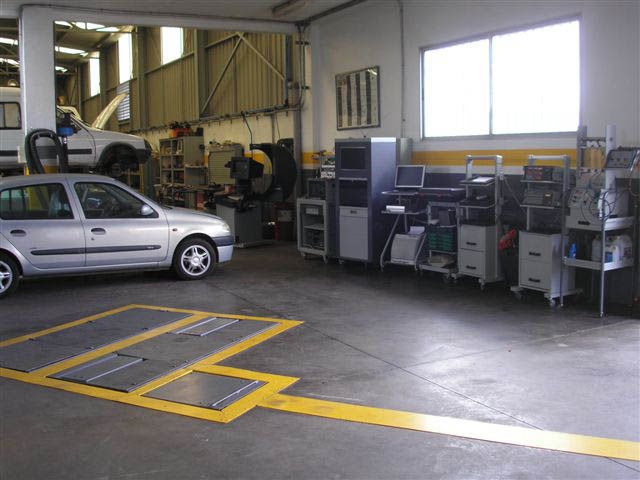 Electricidad: Servicios de Auto Talleres Kiko Electricidad: Servicios de Auto Talleres Kiko