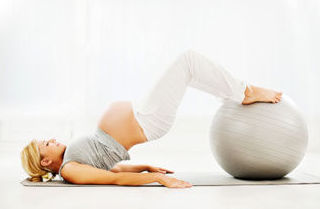 Pilates para embarazadas: Tratamientos de Clínica Fisioterapia Ana B. Quintana Pilates para embarazadas: Tratamientos de Clínica Fisioterapia Ana B. Quintana