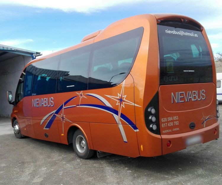 Transporte para bodas y celebraciones: Servicios de Autocares y Microbuses Nievabus Transporte para bodas y celebraciones: Servicios de Autocares y Microbuses Nievabus