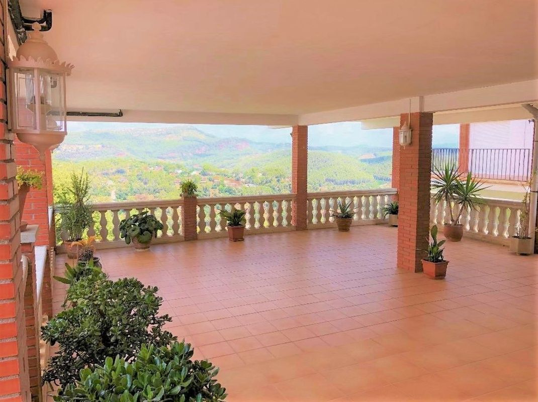 Casa en venta en Can Guey Torrelles de llobregat: Servicios de JG FInques i Gestió Casa en venta en Can Guey Torrelles de llobregat: Servicios de JG FInques i Gestió