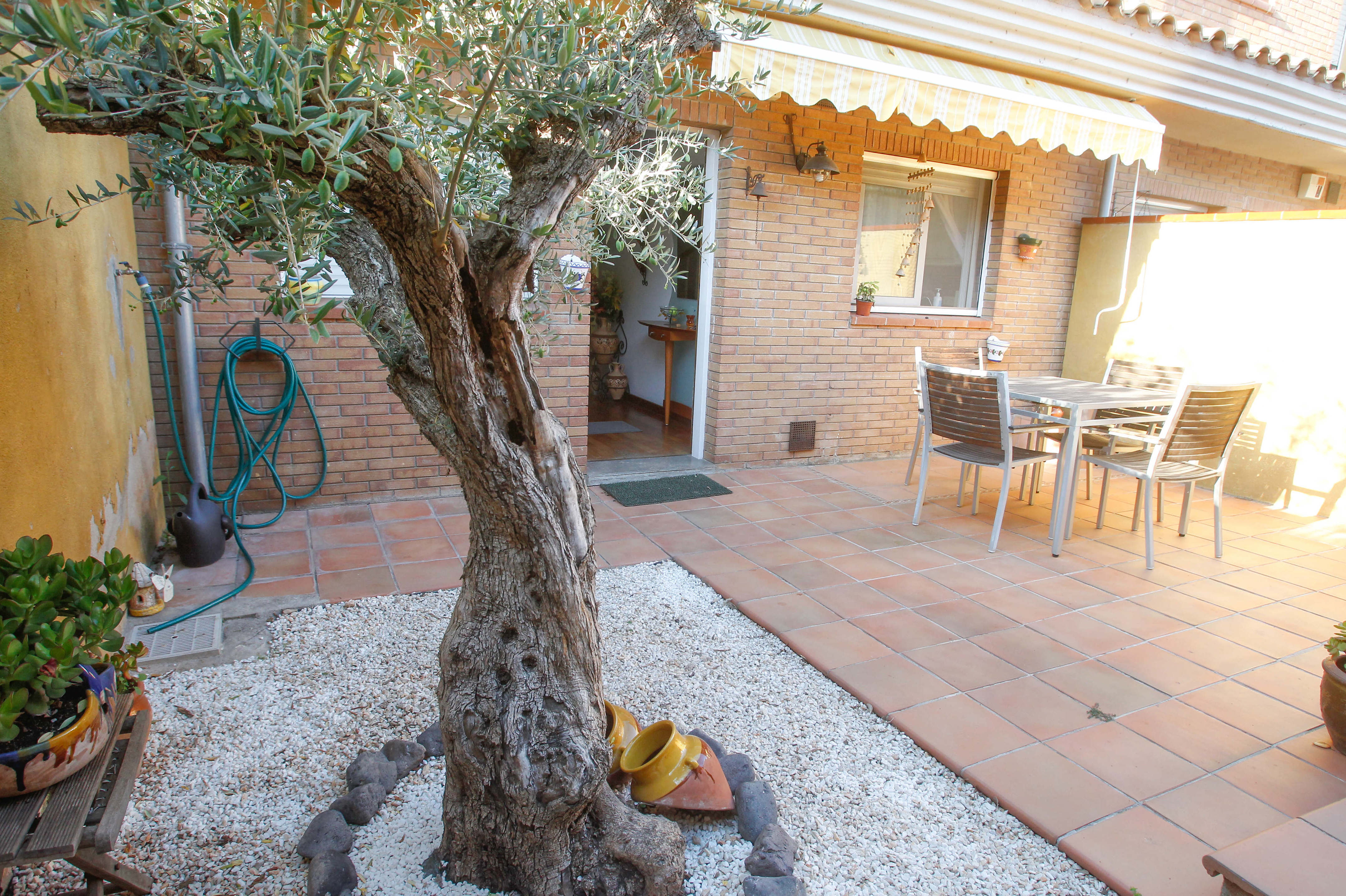Casa en alquiler en Santa Coloma de Cervello: Servicios de JG FInques i Gestió Casa en alquiler en Santa Coloma de Cervello: Servicios de JG FInques i Gestió