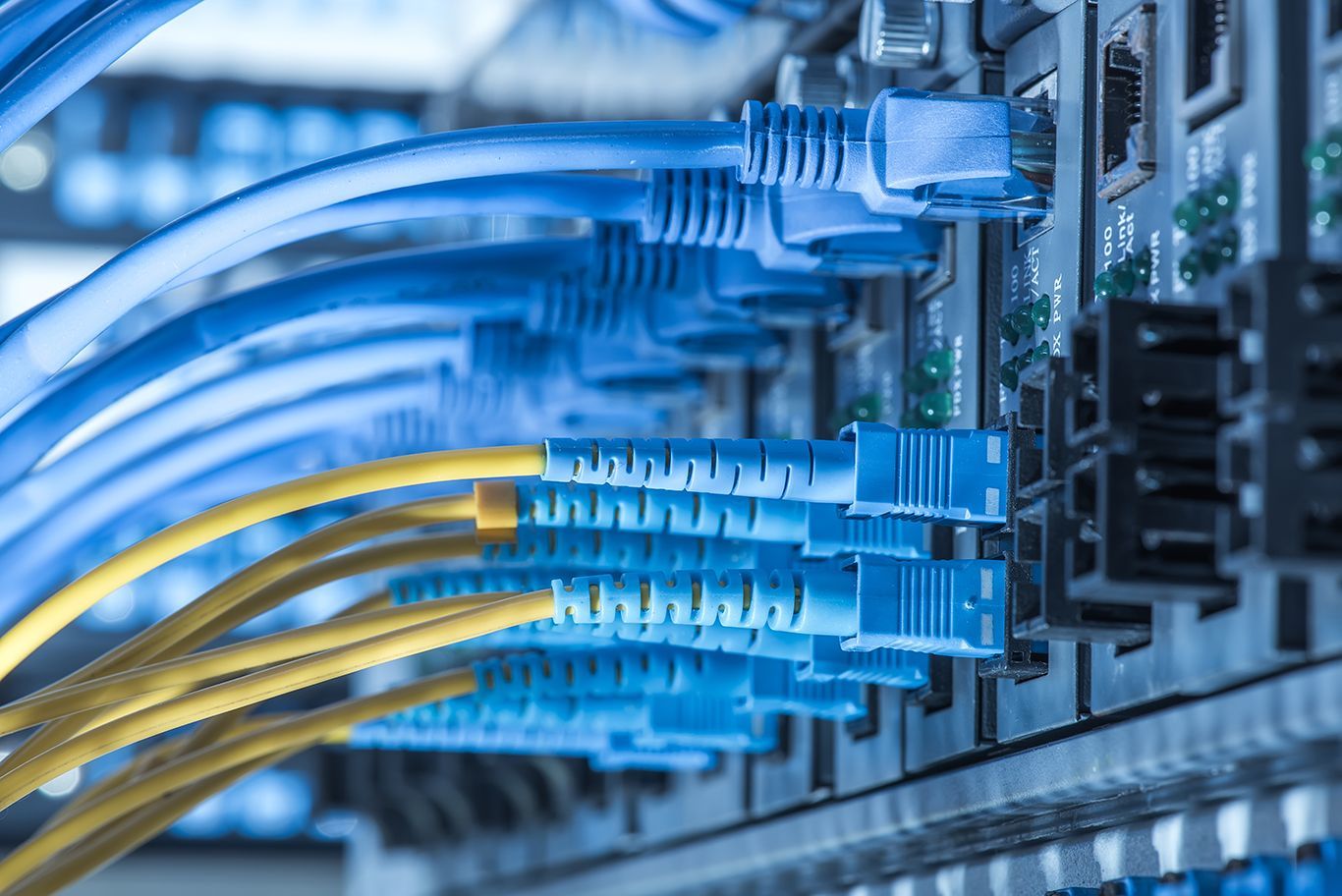 Instalaciones de redes informáticas: Qué hacemos... de INSMUN serveis Instalaciones de redes informáticas: Qué hacemos... de INSMUN serveis
