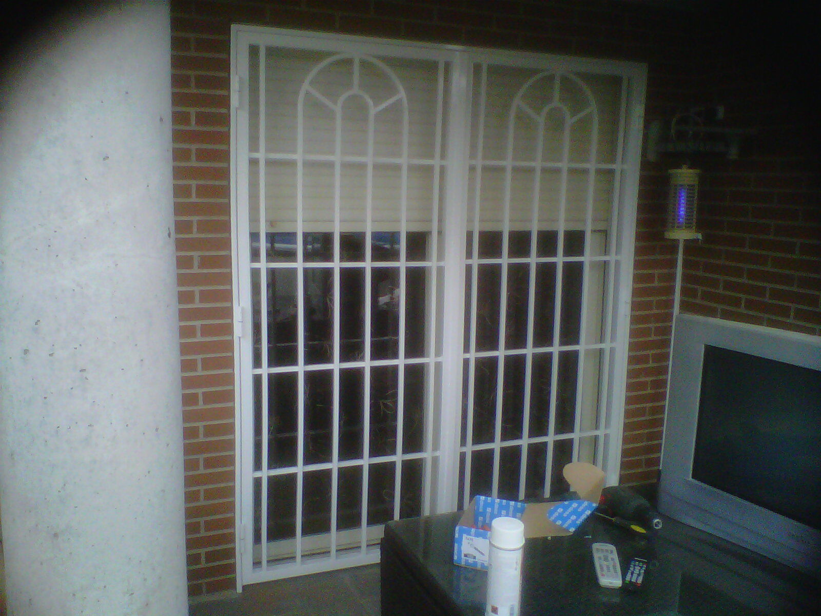 PUERTA ABATIBLE MOD. INGLES PUERTA ABATIBLE MOD. INGLES