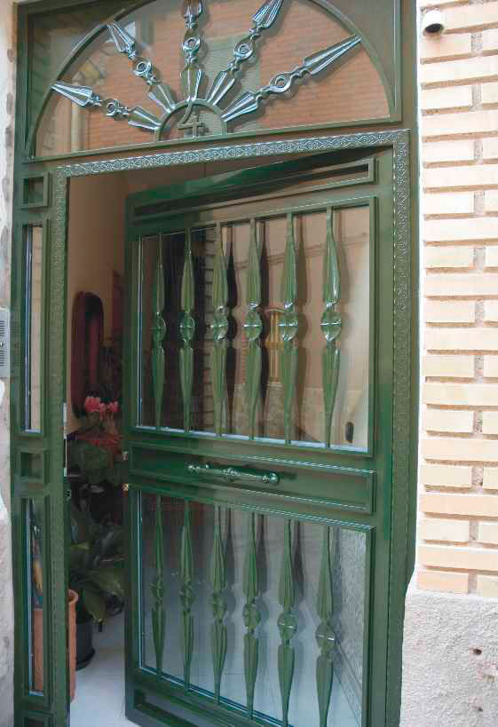 PUERTA PEATONAL PUERTA PEATONAL