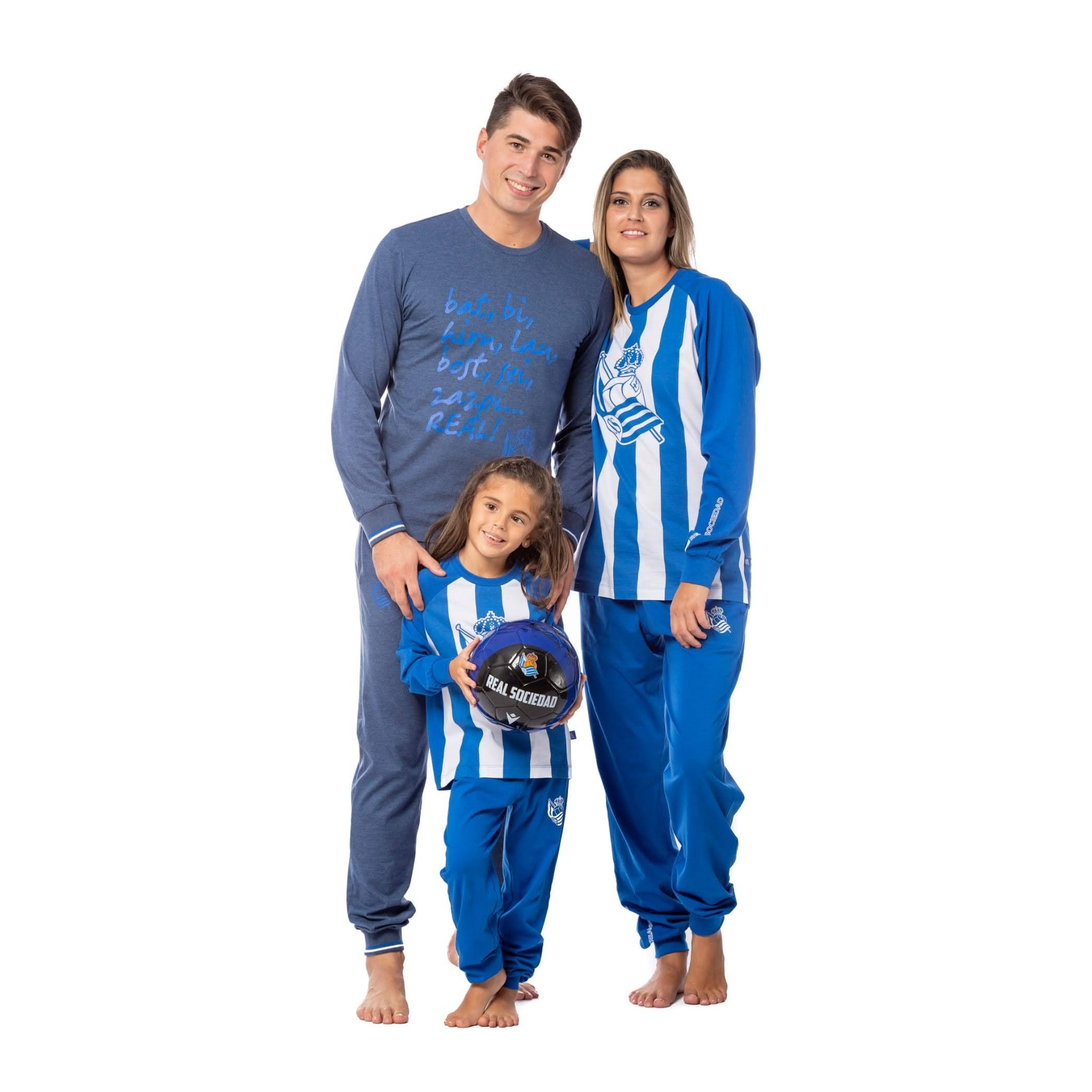 Pijamas y batas de la Real Sociedad.: Productos de Salo 2 Pijamas y batas de la Real Sociedad.: Productos de Salo 2