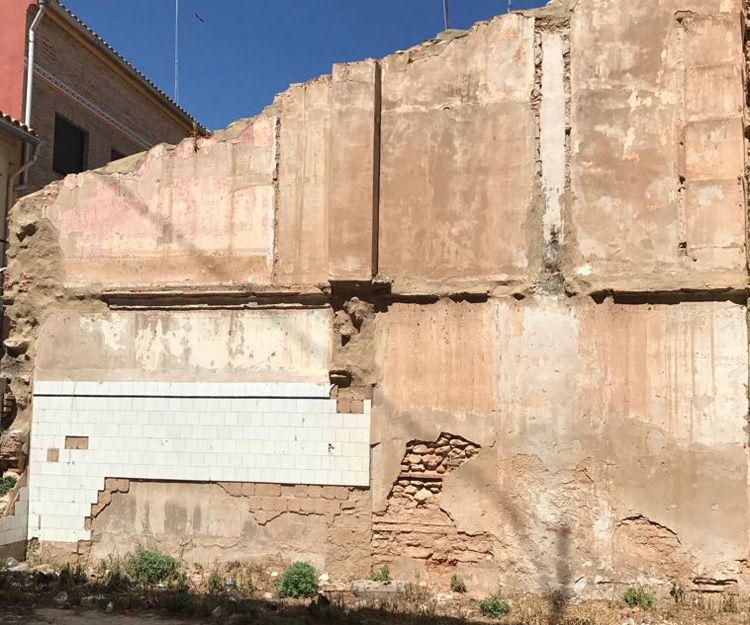 Trabajos de rehabilitación de fachadas en Valencia - Antes