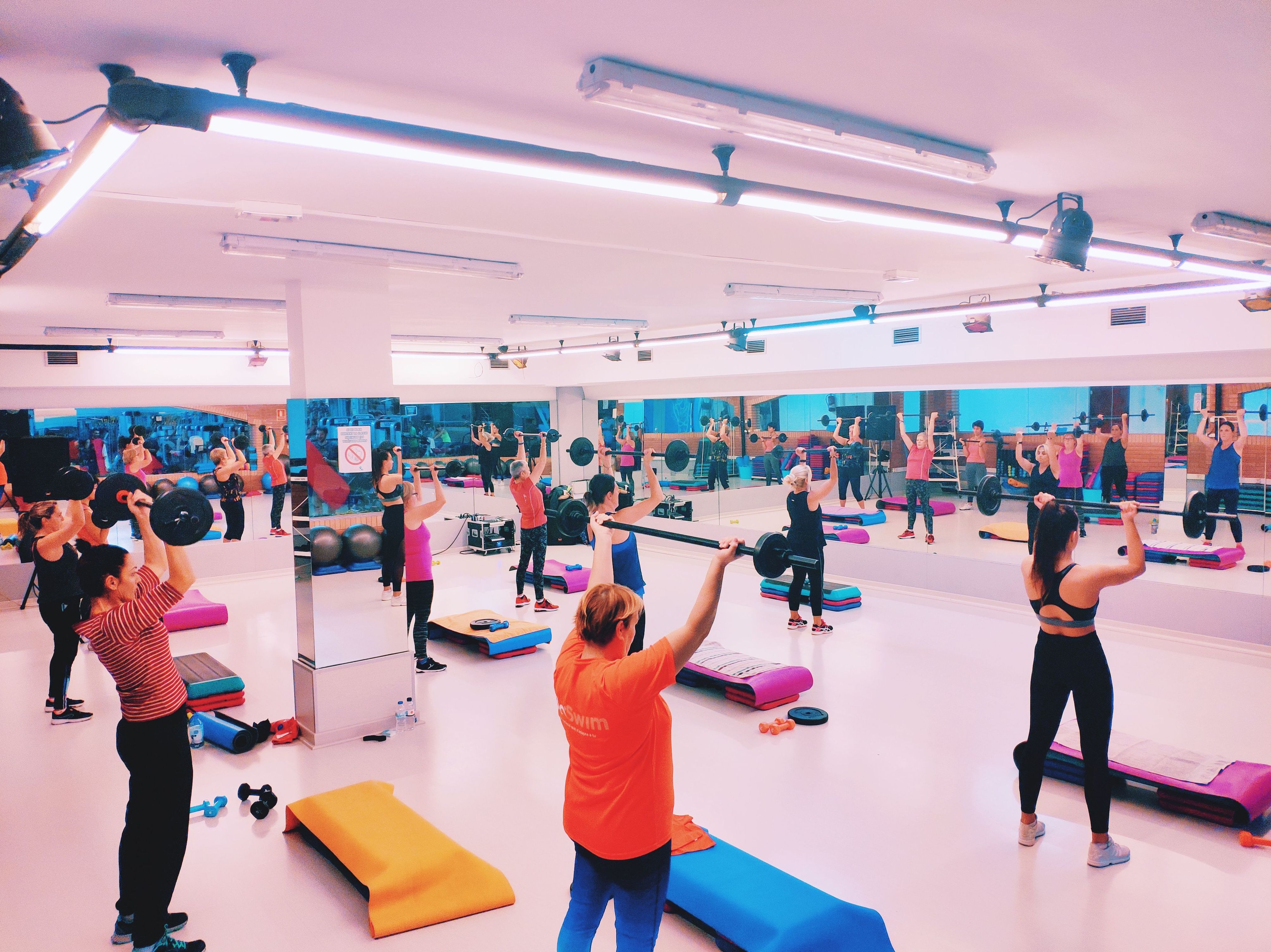 Tono: Actividades y cuotas de Activa T & S Tono: Actividades y cuotas de Activa T & S