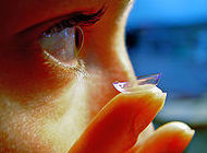 Lentes de contacto: ¿Qué hacemos? de Centro Visión Cruces Lentes de contacto: ¿Qué hacemos? de Centro Visión Cruces