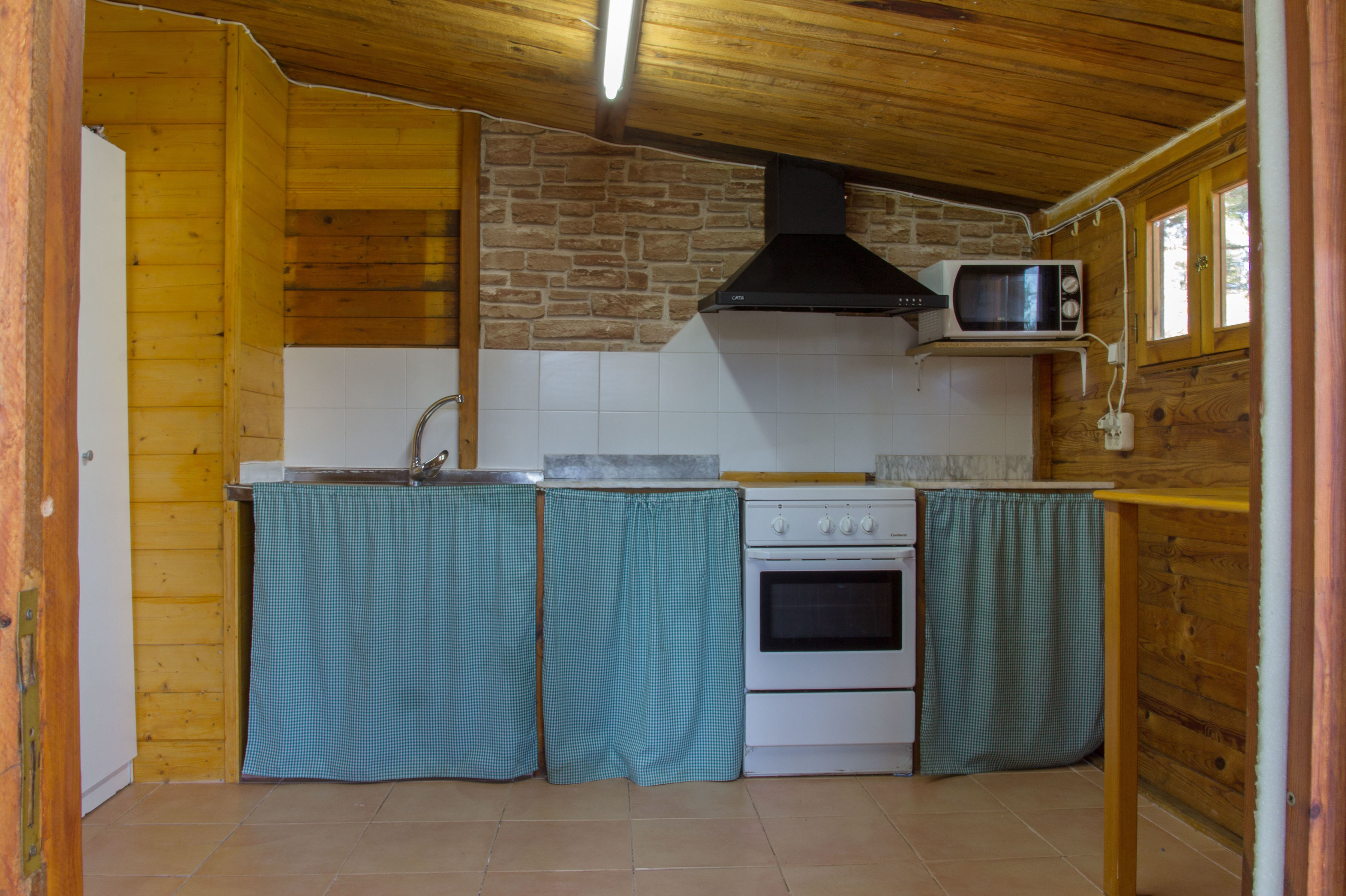Camping familiar en Navalón, Enguera, Valencia